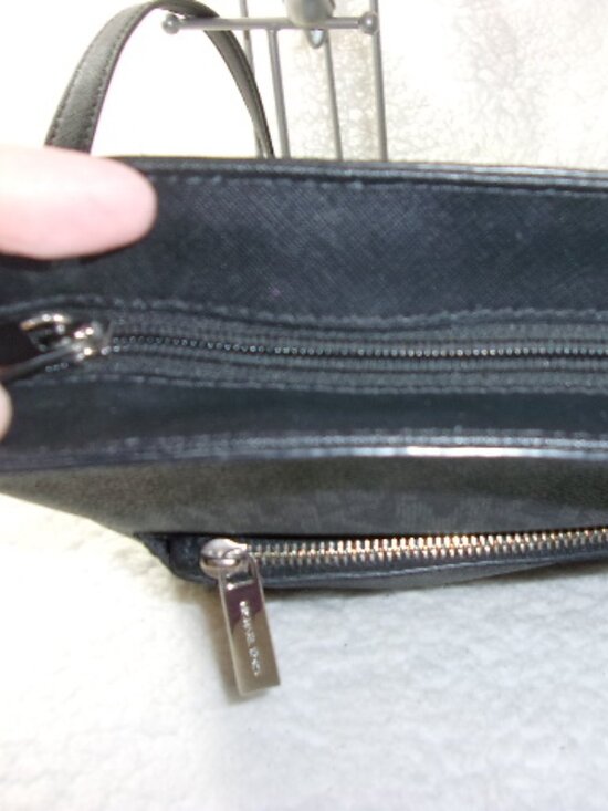 E-151 MICHAEL KORS MORGAN MEDIUM SHOULDER BAG - Picture 8 of 15